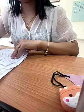 -NhaKy22 on StripChat