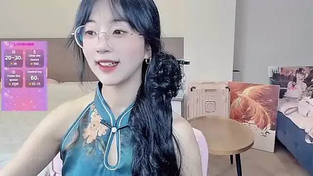 -ruoruo- on StripChat