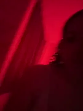 Offline 18_salo on StripChat