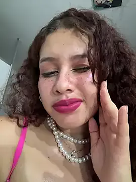 Offline 18_salo on StripChat