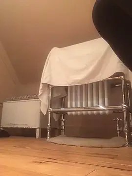 18yoteenvirgin — make me cum and SQUIRT