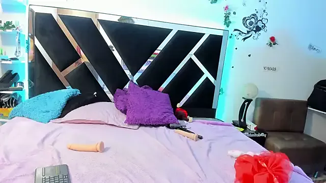 Freechat 1lovelygirls on StripChat