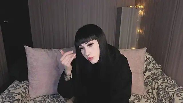 1Sweettykeyte2 — lick finger