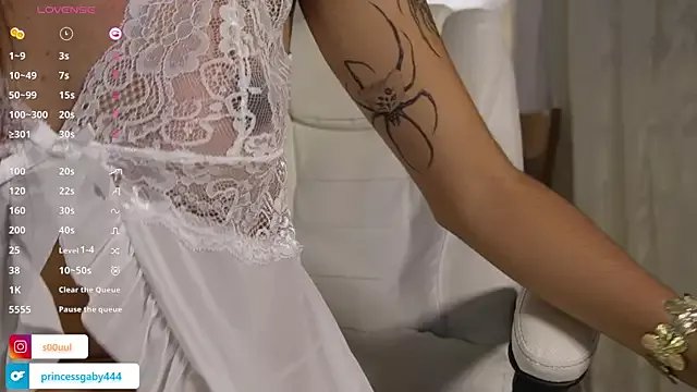 4444ngel on StripChat