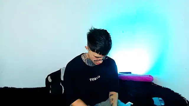 7_Saturno_7 on StripChat