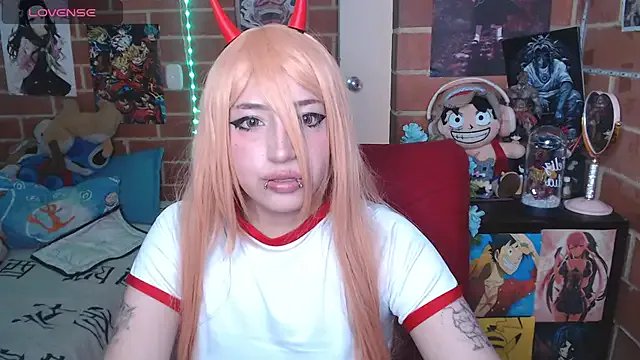 _alexa19pretty_ on StripChat