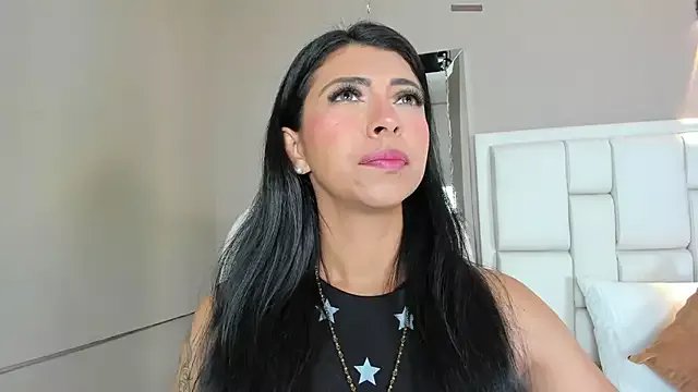 _BunnyNaugthy on StripChat