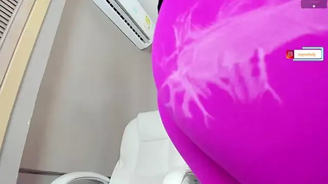 _BunnyNaugthy on StripChat