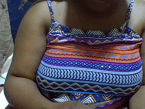 Offline _Ella20 on StripChat