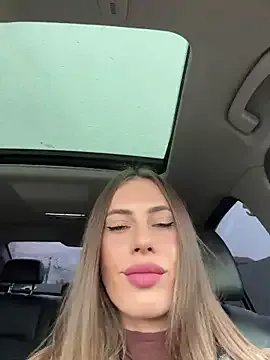 _JessyRey_ — Flash boobs 