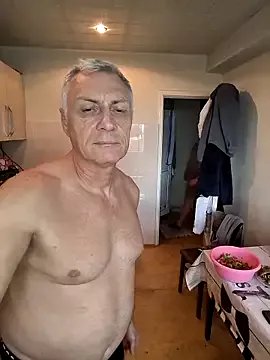 _lady_red_ on StripChat