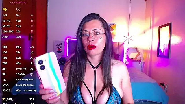 Offline _lara1 on StripChat