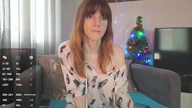 _LittleAngel_ on StripChat