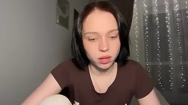 _luna_fox_ on StripChat