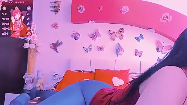 _magic_smile_11 on StripChat