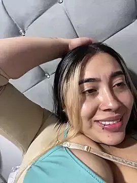 _ManuVeelez on StripChat