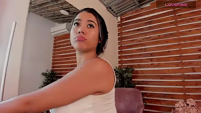 _MeganRain on StripChat