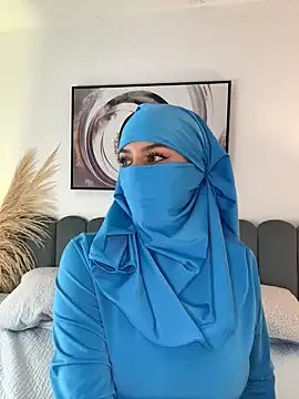 _Nadiaa on StripChat