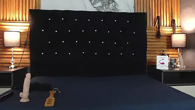 _nicolesweet on StripChat