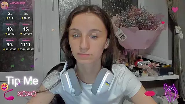 _Nika_Kik on StripChat