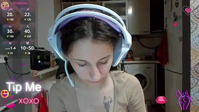 _Nika_Kik on StripChat