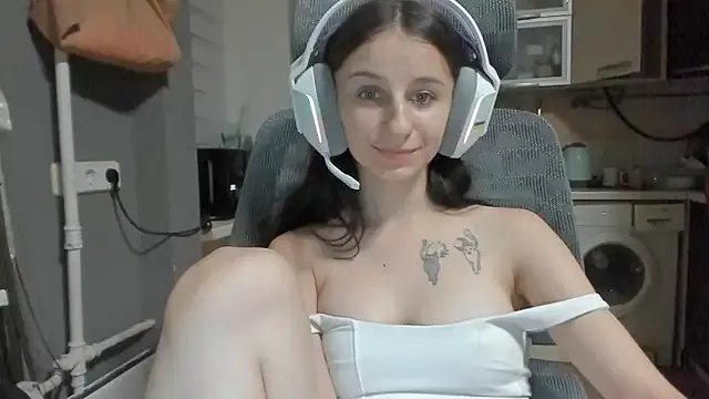 _Nika_Kik on StripChat