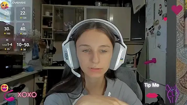 _Nika_Kik on StripChat