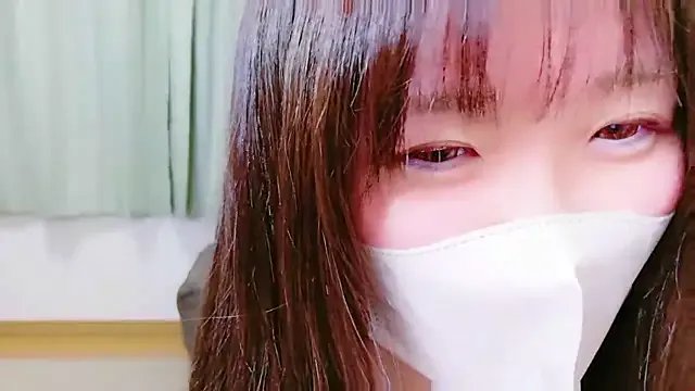 _Shuka_ on StripChat