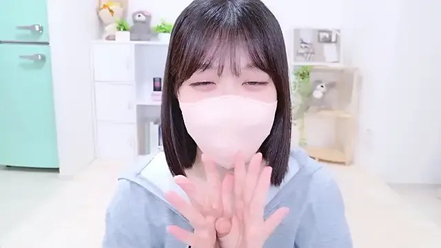 _suika_ on StripChat