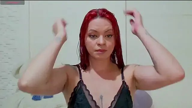 _TayllorSweet_ on StripChat