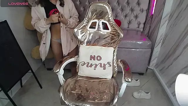 _wendy_b on StripChat