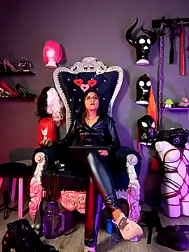 Offline abbymora on StripChat