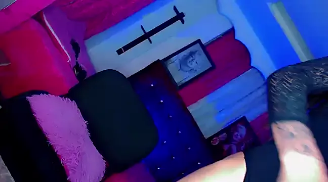 Offline abrilbigcock on StripChat