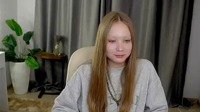 AdalineSheetz on StripChat