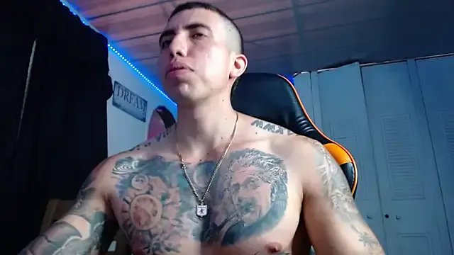 Adam_Hudsond on StripChat