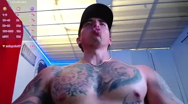 Adam_Hudsond on StripChat