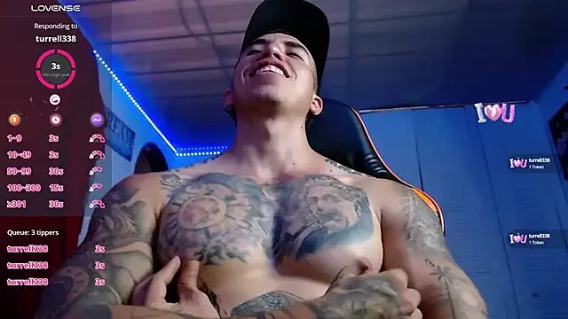 Adam_Hudsond on StripChat