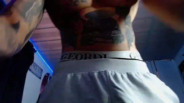 Adam_Hudsond on StripChat