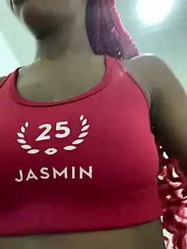 adaraSmiith on StripChat