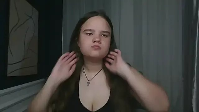 AdeleCruz on StripChat