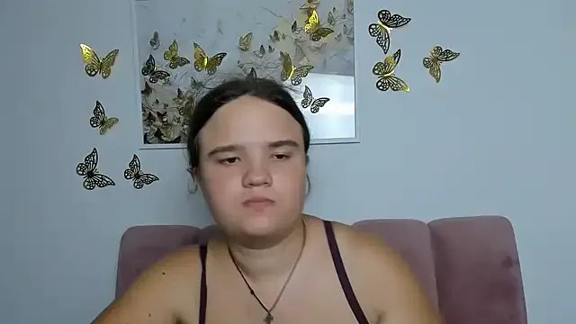 AdeleCruz on StripChat