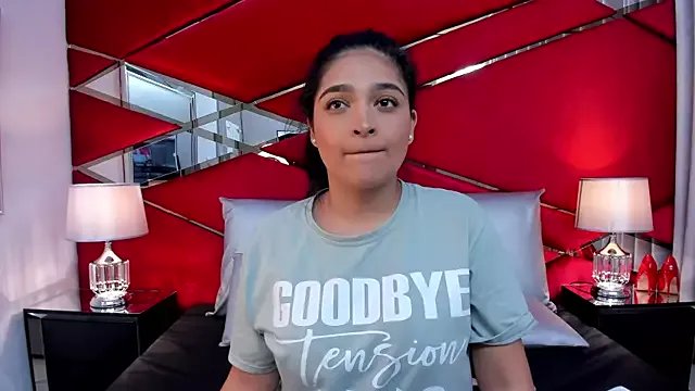 AdeleGray on StripChat