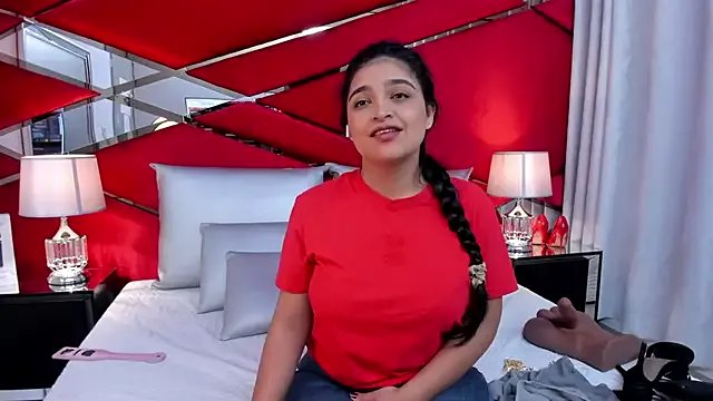 AdeleGray on StripChat