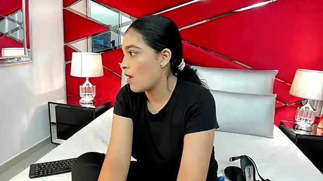 AdeleGray on StripChat