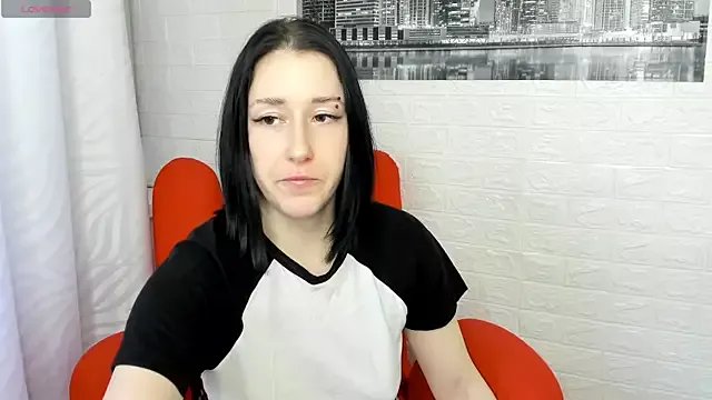 adell_berry on StripChat