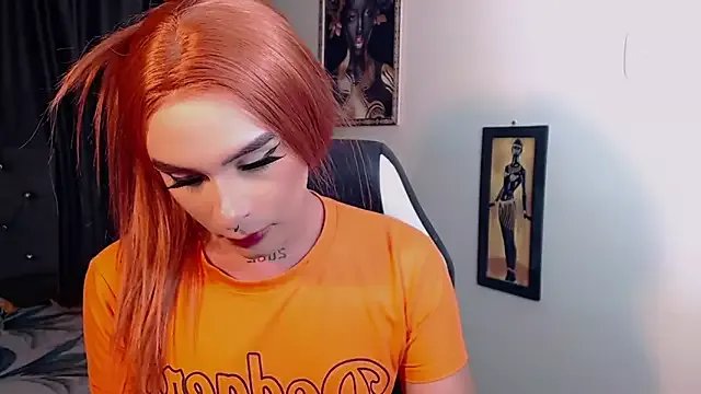 AdharaaMoon on StripChat