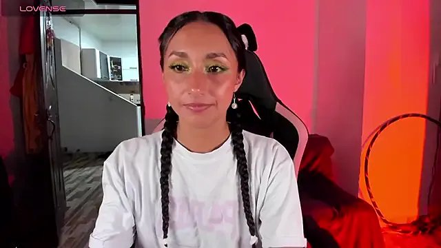 adrena_10 on StripChat