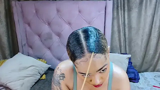 AFRICANGODDESSXXX on StripChat