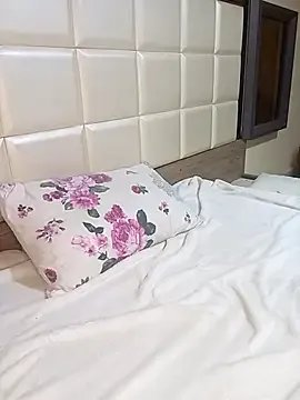 AfricanQueen23 on StripChat