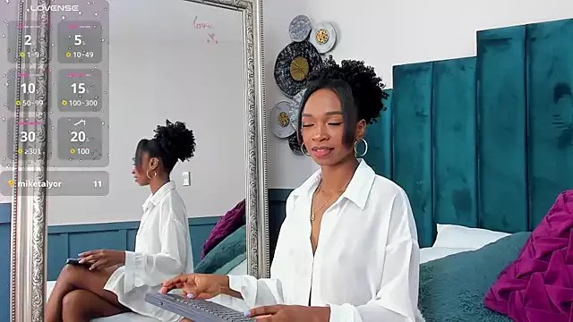 Agatha-Adams on StripChat